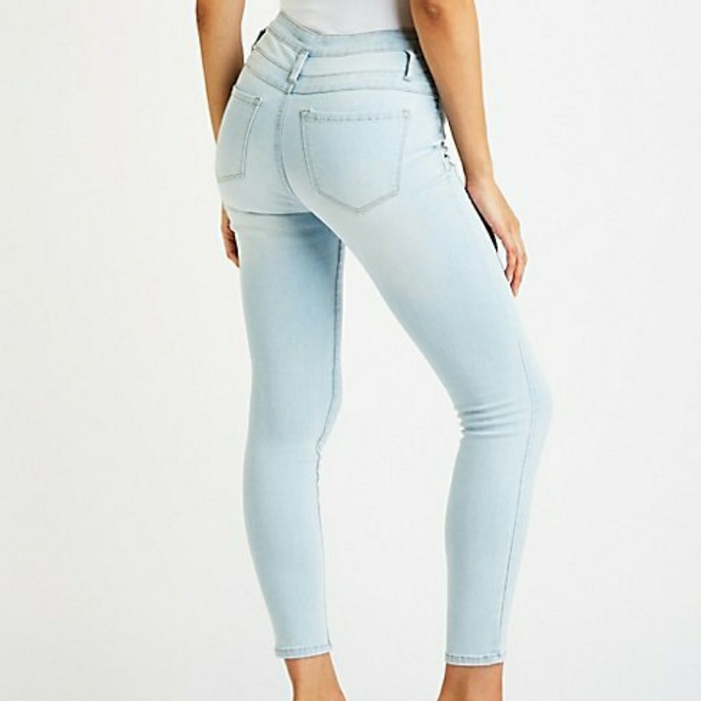 Jeans stretch to fit highways skinny jeans